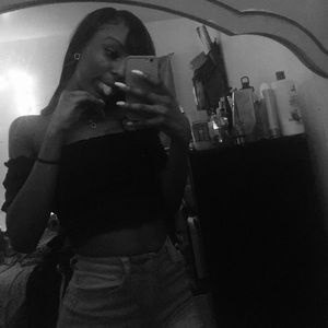 Meet your Posher, Alexus